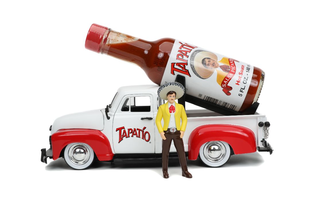 Jada 1/24 "Hollywood Rides" 1953 Chevy Pickup w/Charro Man