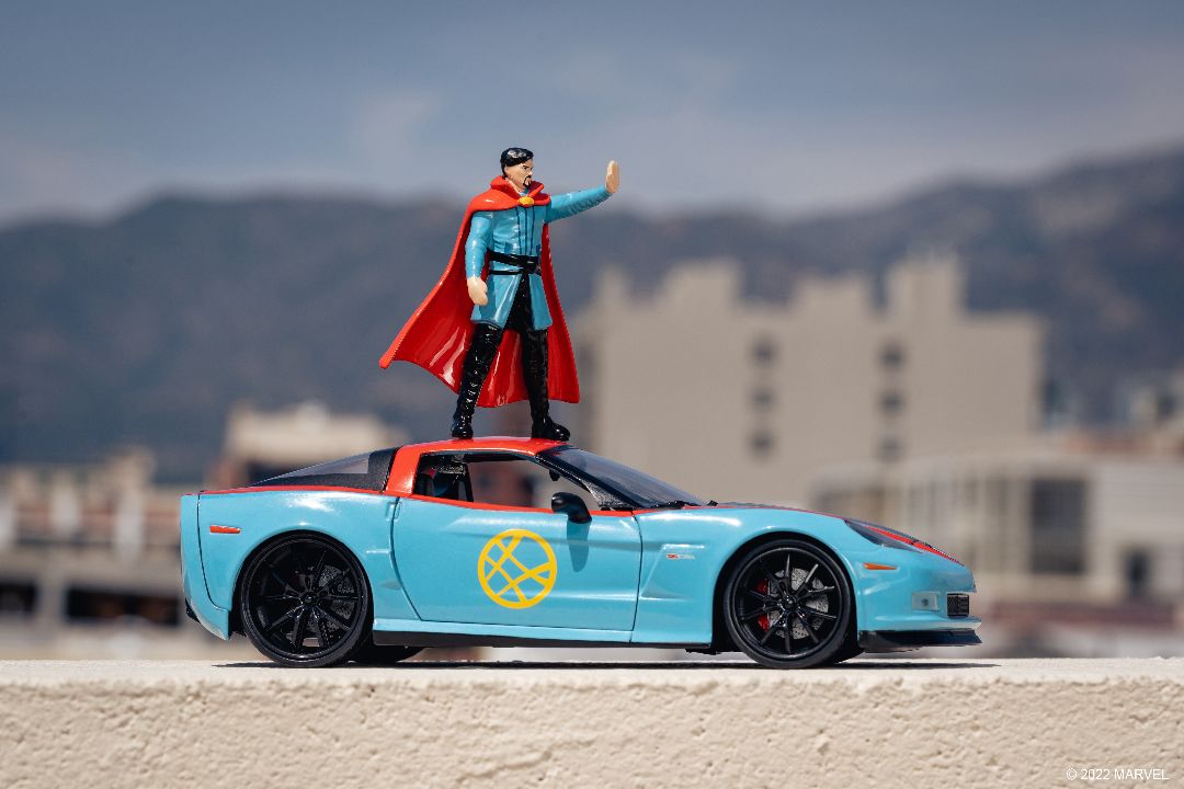 Jada 1/24 "Hollywood Rides" 2006 Corvette Z06 with Dr. Strange