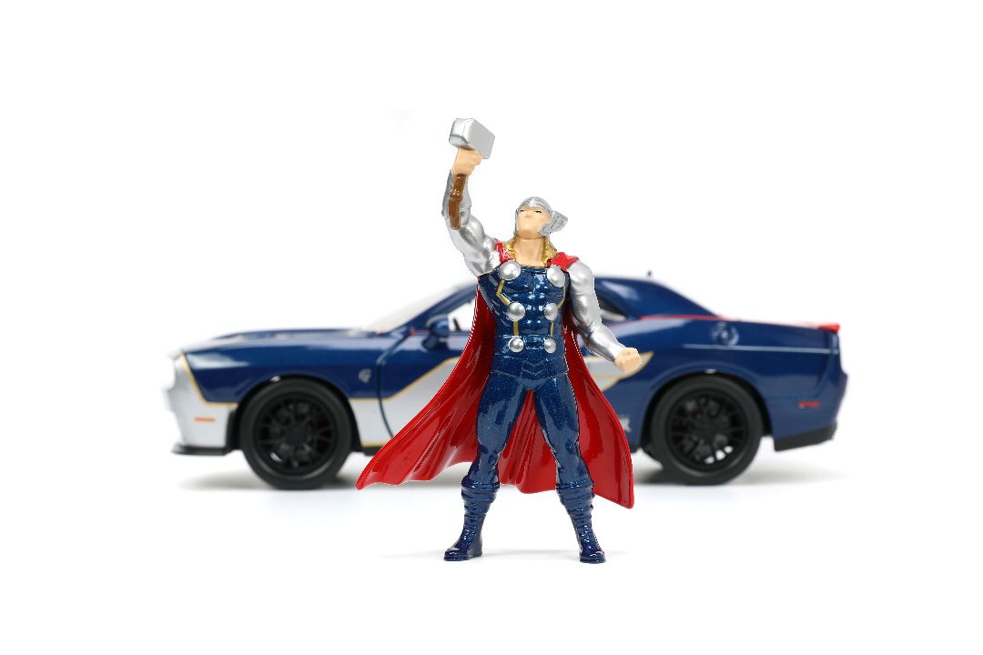 Jada 1/24 "Hollywood Rides" Marvel Challenger Hellcat with Thor