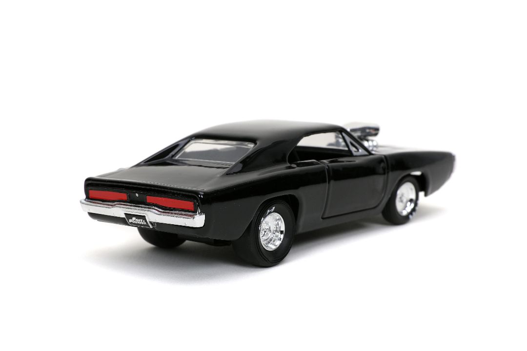 Jada 1/32 "Fast & Furious" Dom's Dodge Charger - Click Image to Close