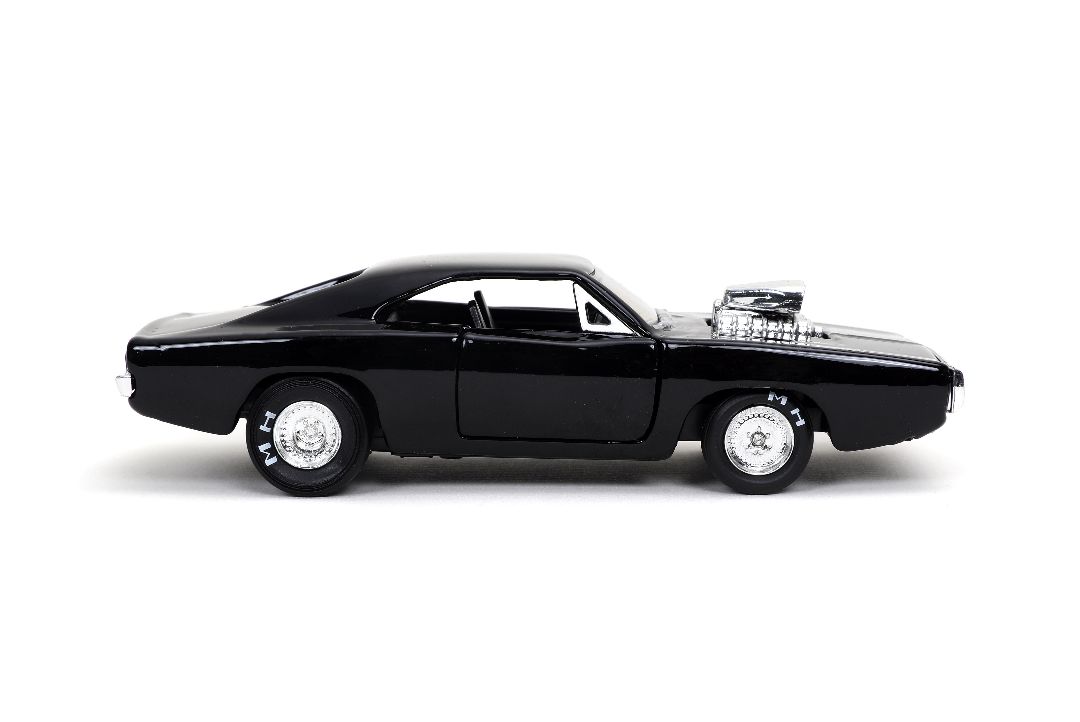 Jada 1/32 "Fast & Furious" Dom's Dodge Charger - Click Image to Close