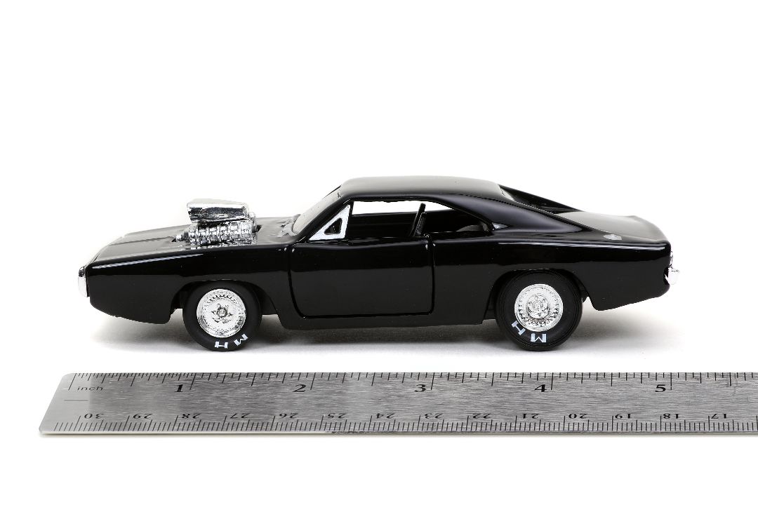 Jada 1/32 "Fast & Furious" Dom's Dodge Charger