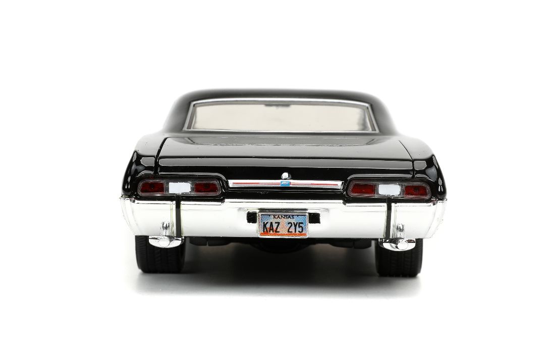 Jada 1/24 "Hollywood Rides" Supernatural 1967 Impala w/ Dean