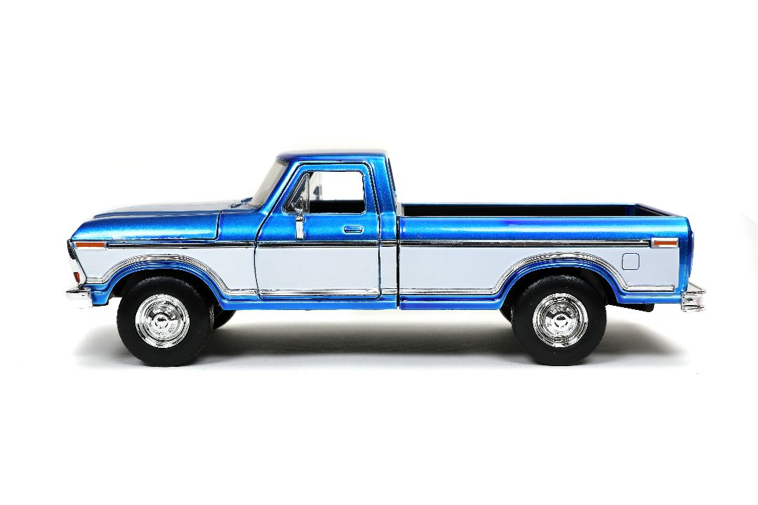 Jada 1/24 "Just Trucks" 1979 Ford F-150 w/ rack - Click Image to Close