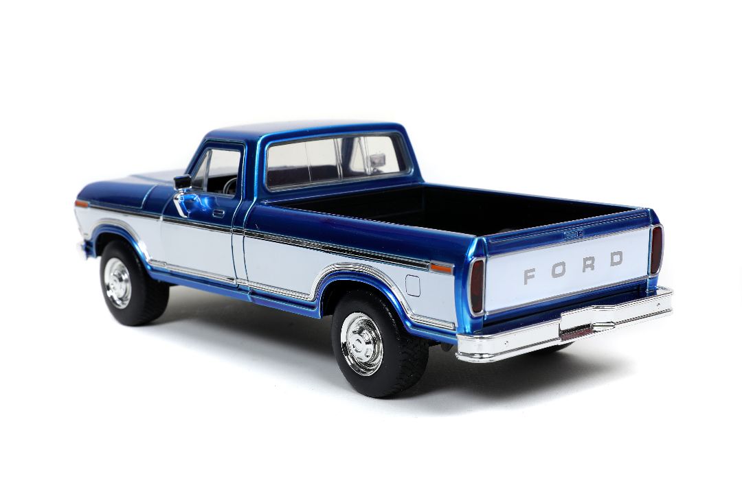 Jada 1/24 "Just Trucks" 1979 Ford F-150 w/ rack - Click Image to Close