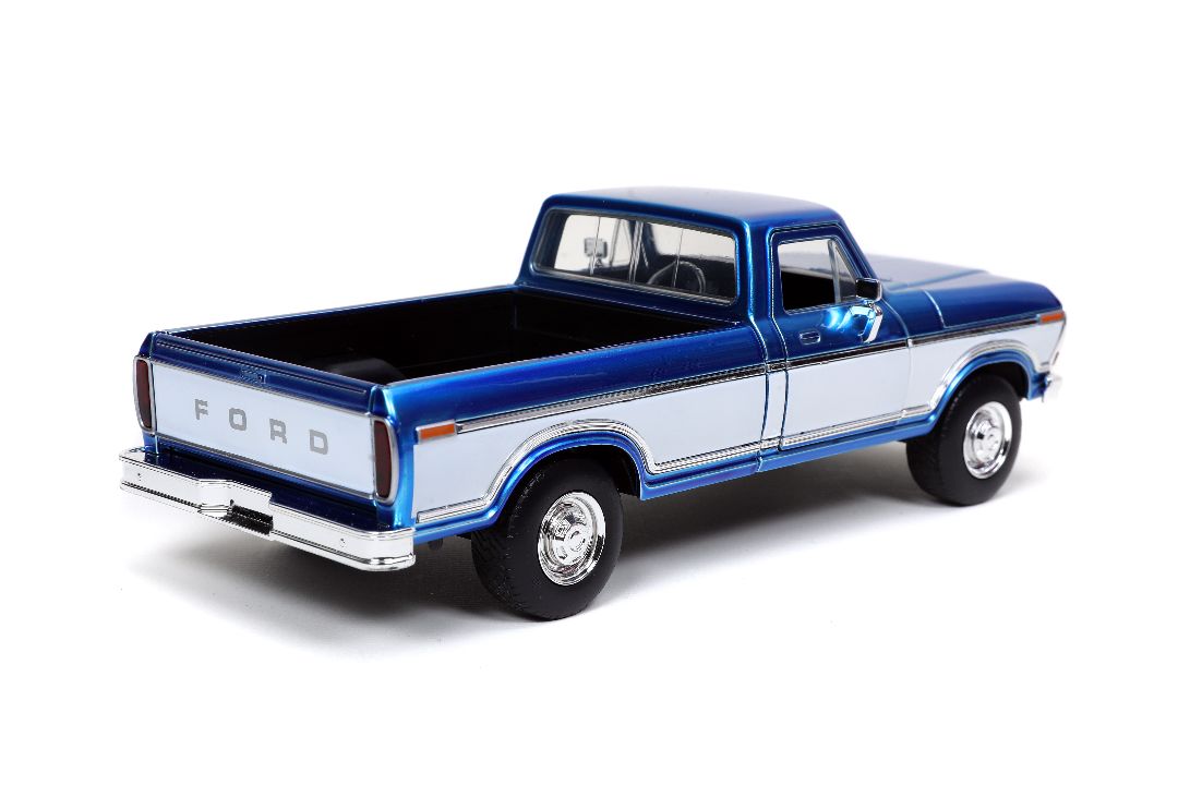 Jada 1/24 "Just Trucks" 1979 Ford F-150 w/ rack - Click Image to Close