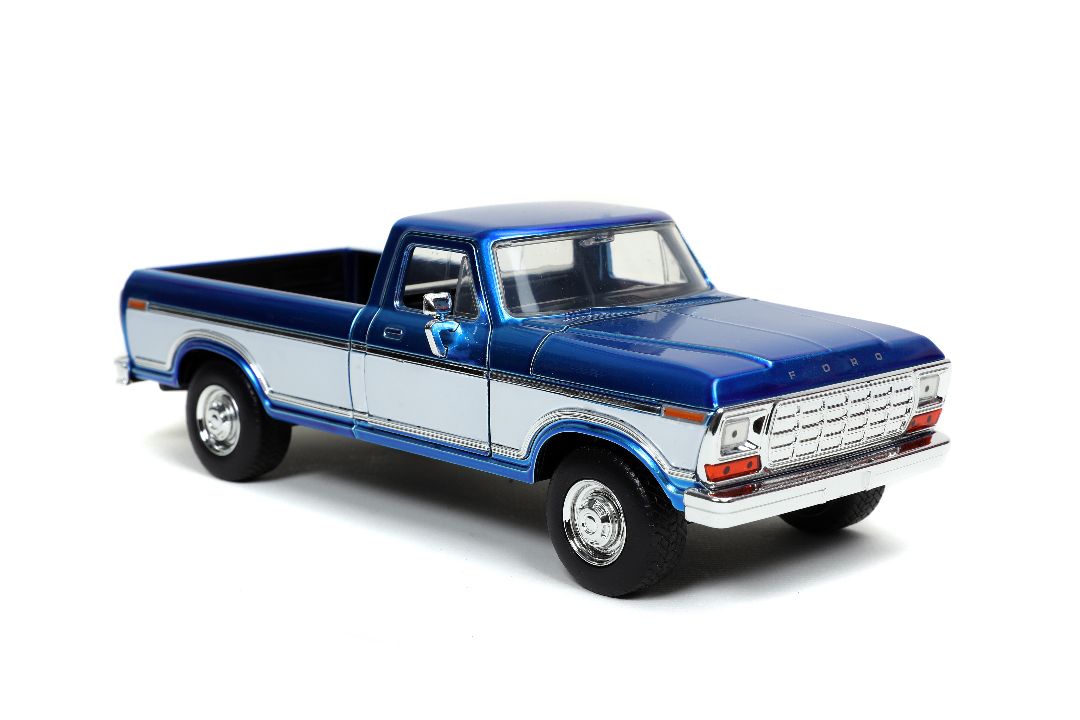Jada 1/24 "Just Trucks" 1979 Ford F-150 Pickup w/ Rack