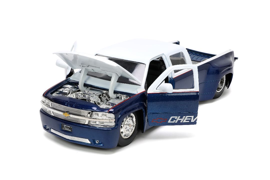 Jada 1/24 "Just Trucks" 1999 Chevy Silverado Dooley with Rack