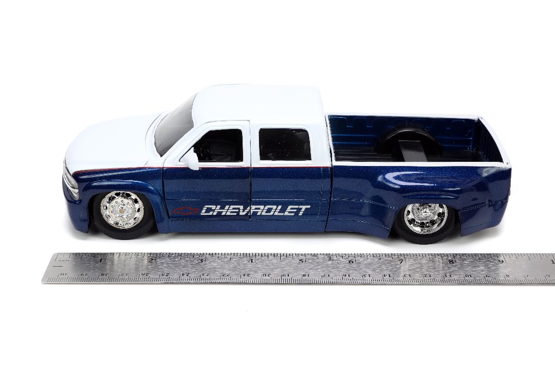 Jada 1/24 "Just Trucks" 1999 Chevy Silverado Dooley with Rack