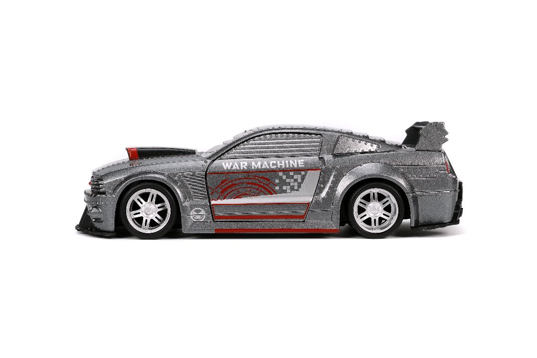 Jada 1/32 "Hollywood Rides" Ford Mustang with War Machine