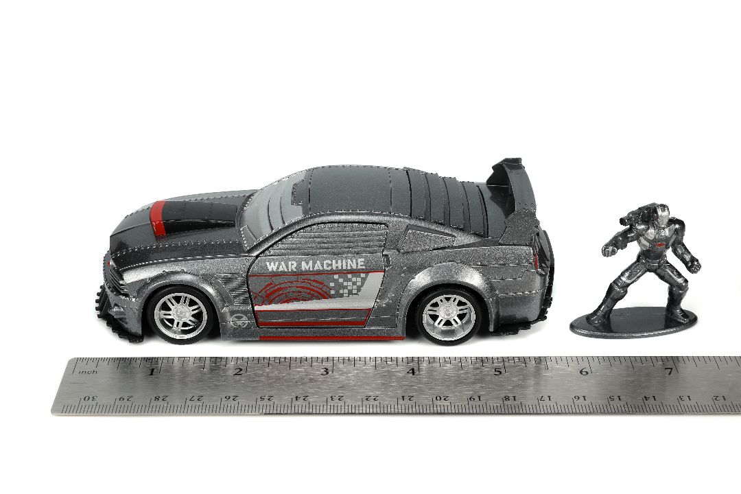 Jada 1/32 "Hollywood Rides" Ford Mustang with War Machine - Click Image to Close