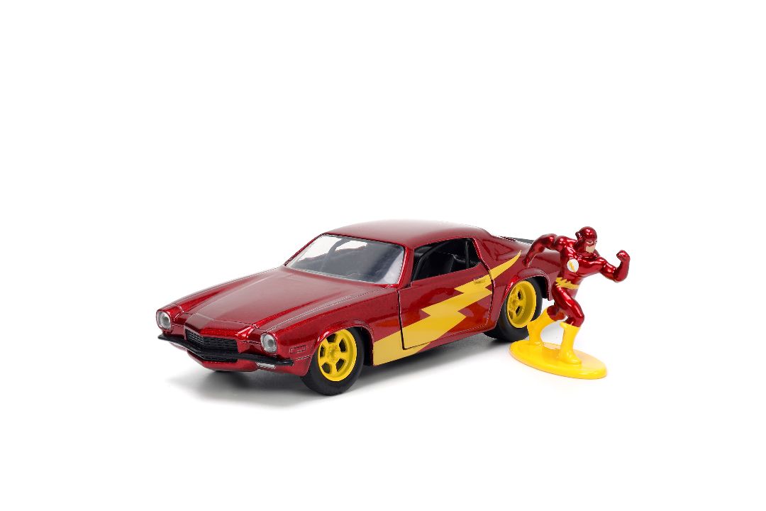 Jada 1/32 "Hollywood Rides" 1973 Chevy Camaro with Flash - Click Image to Close