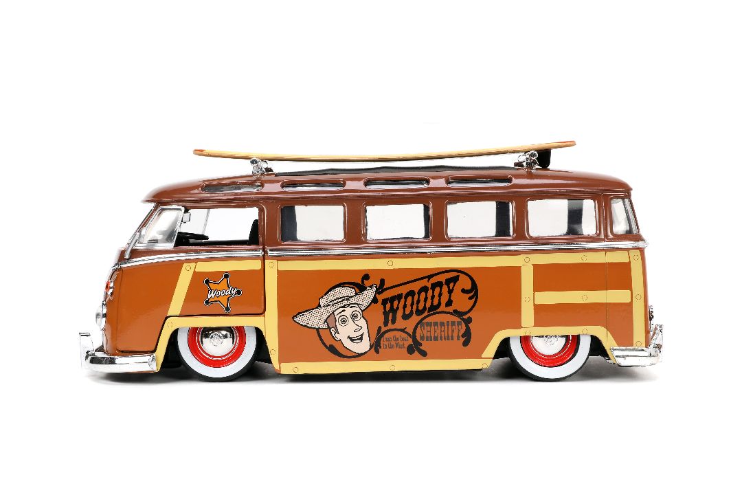 Jada 1/24 "Hollywood Rides" Disney 1962 VW Bus with Woody