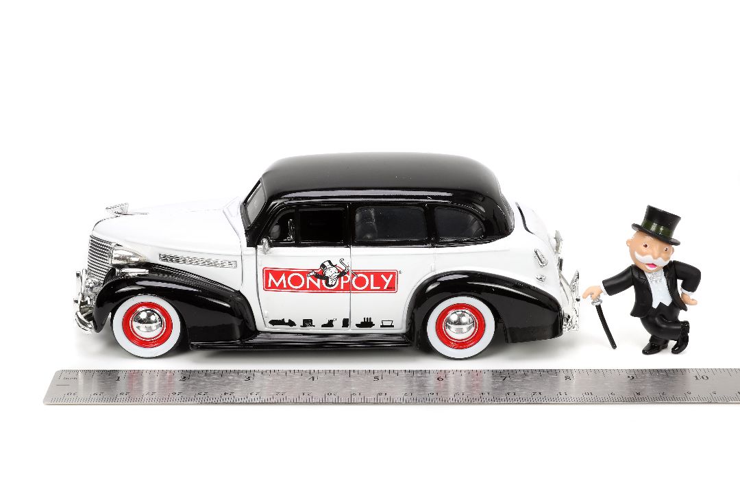 Jada 1/24 "Hollywood Rides" 1939 Chevy Master Deluxe Mr Monopoly