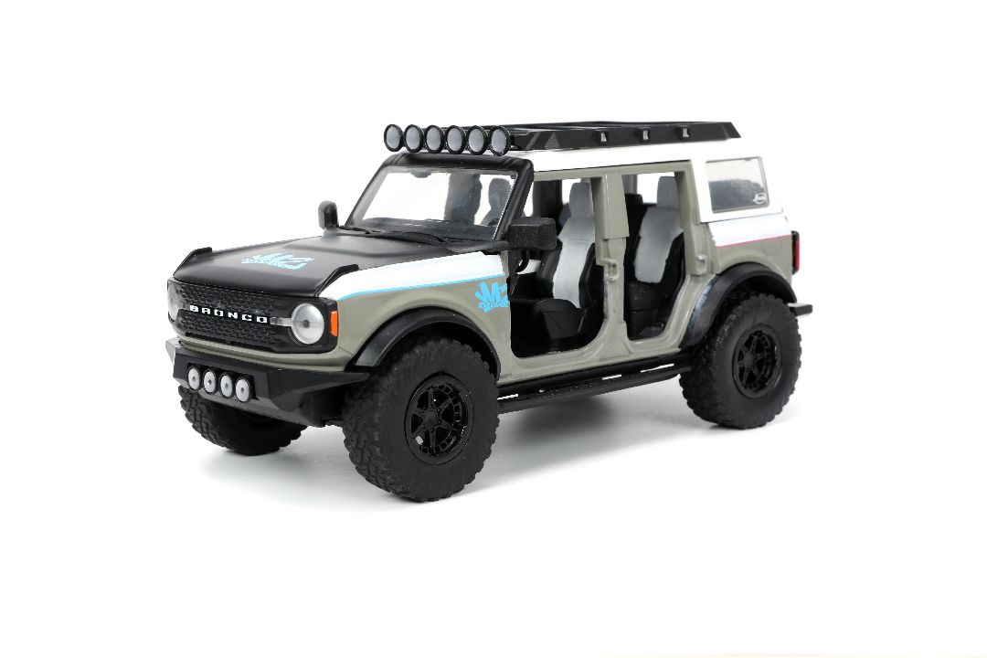 Jada 1/24 "Just Trucks" 2021 Ford Bronco Grey/White - Click Image to Close