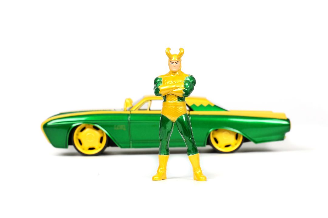 Jada 1/24 "Hollywood Rides" Marvel 1963 Thunderbird with LOKI