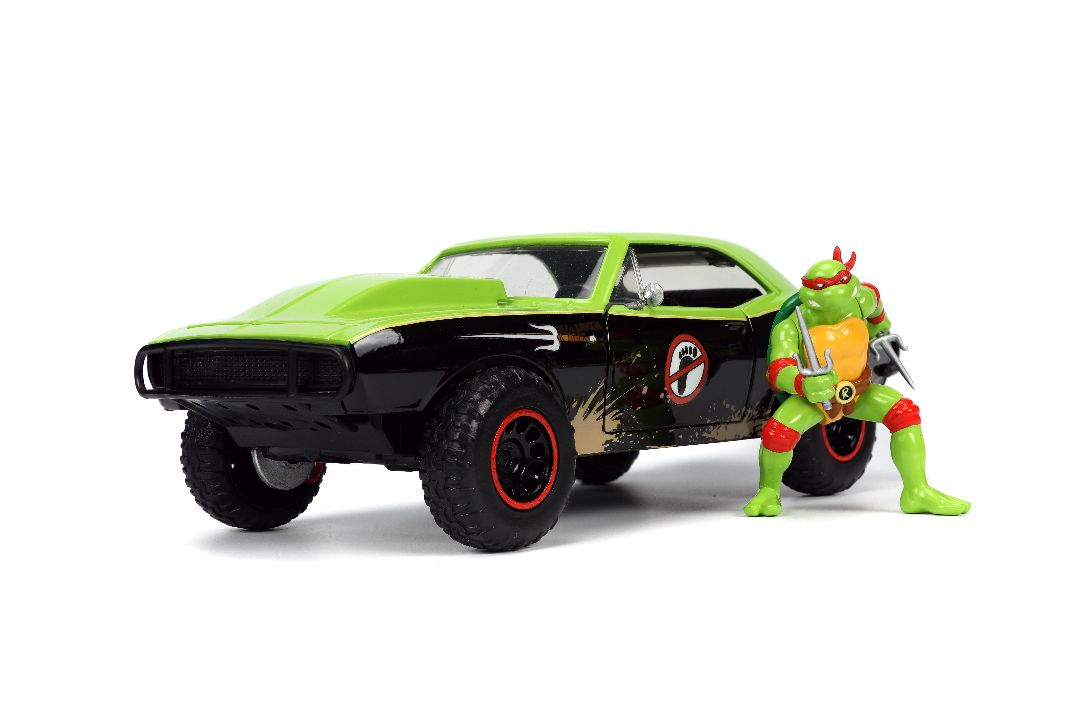 Jada 1/24 "Hollywood Rides" TMNT 1967 Chevy Camaro with Raphael - Click Image to Close