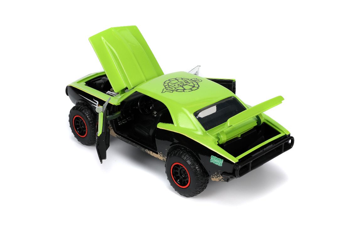 Jada 1/24 "Hollywood Rides" TMNT 1967 Chevy Camaro with Raphael - Click Image to Close