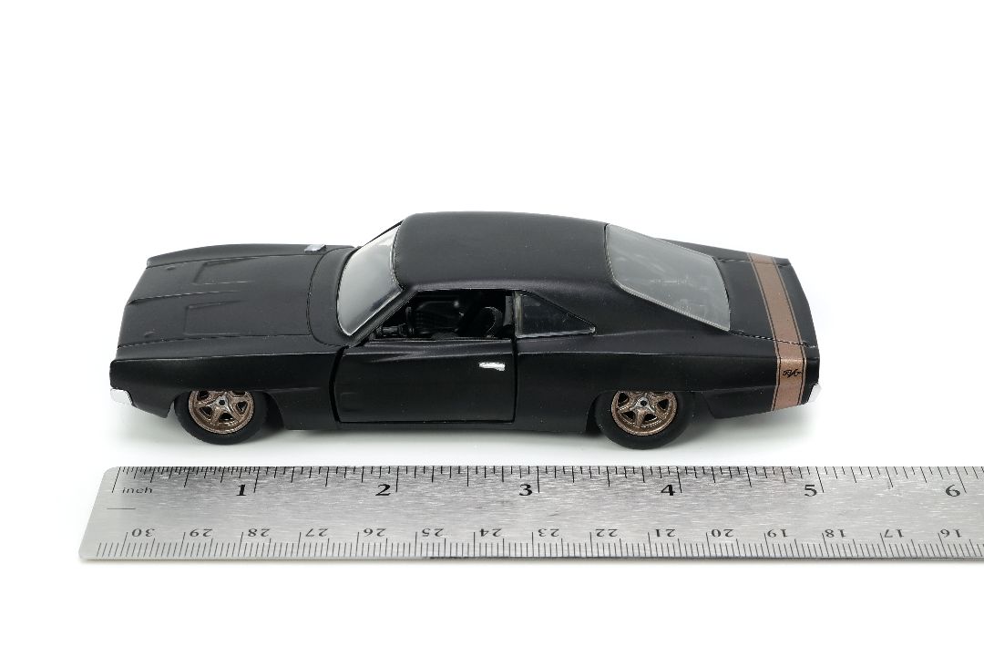 Jada 1/32 "Fast & Furious" - DOM's Dodge Charger Widebody