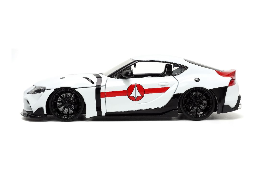 Jada 1/24 "Hollywood Rides" Robotech 2020 Supra with Rick Hunter - Click Image to Close