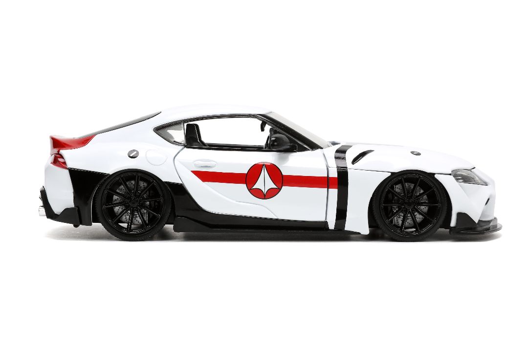 Jada 1/24 "Hollywood Rides" Robotech 2020 Supra with Rick Hunter - Click Image to Close