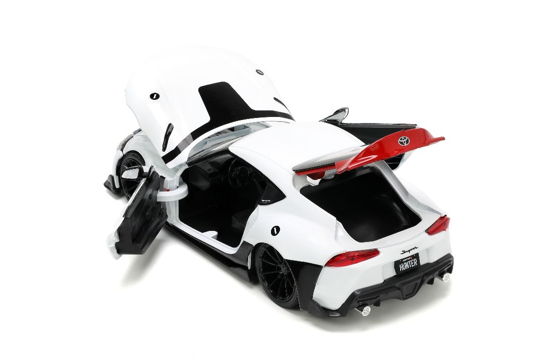 Jada 1/24 "Hollywood Rides" Robotech 2020 Supra with Rick Hunter - Click Image to Close