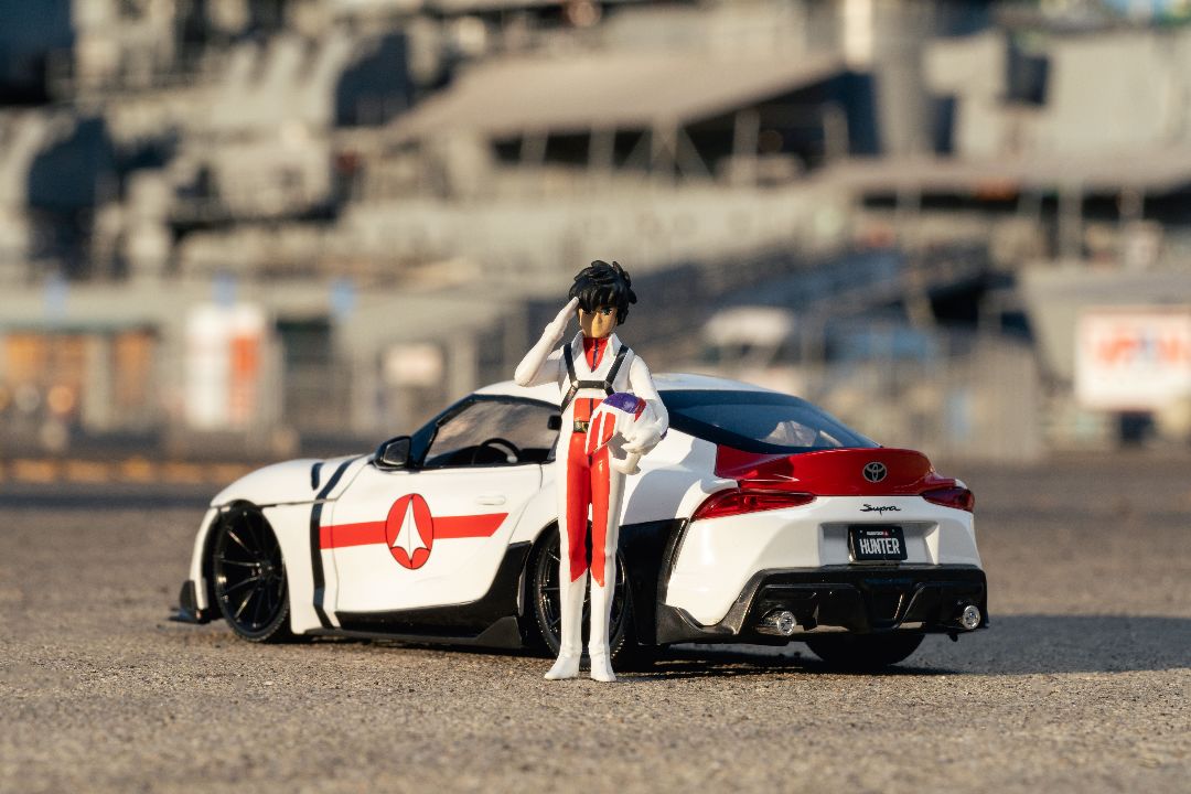 Jada 1/24 "Hollywood Rides" Robotech 2020 Supra with Rick Hunter - Click Image to Close