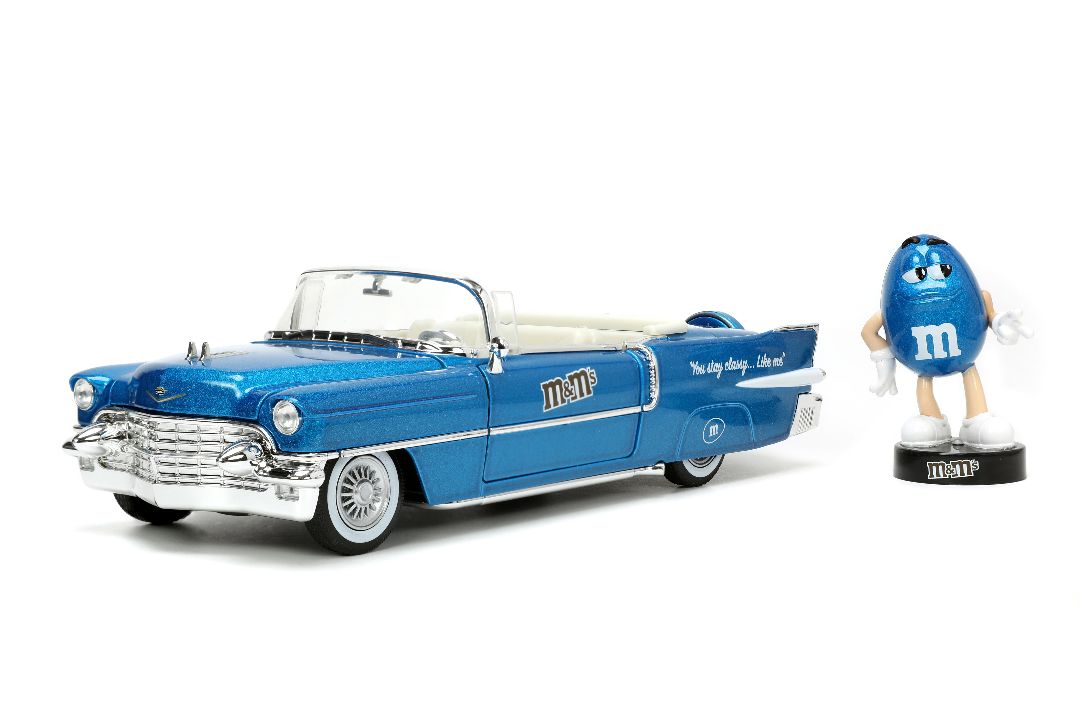 Jada 1/24 "Hollywood Rides" 1956 Cadillac with BLUE M&Mâ€™s - Click Image to Close