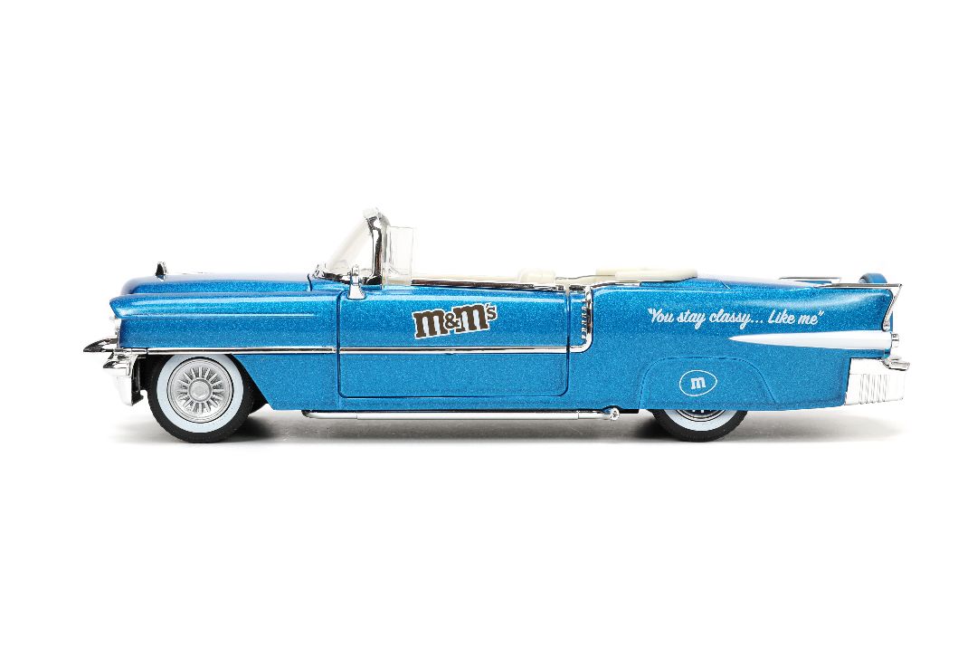 Jada 1/24 "Hollywood Rides" 1956 Cadillac with BLUE M&Mâ€™s - Click Image to Close