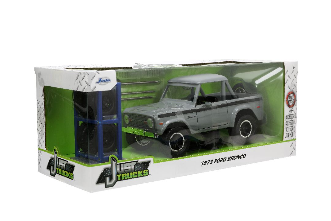 Jada 1/24 "Just Trucks" with Rack - 1973 Ford Bronco