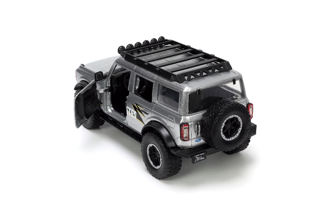 Jada 1/24 "Just Trucks" with Rack - 2021 Ford Bronco