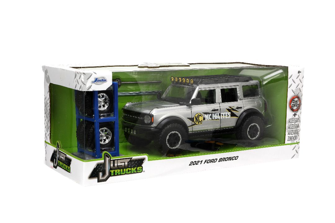 Jada 1/24 "Just Trucks" with Rack - 2021 Ford Bronco