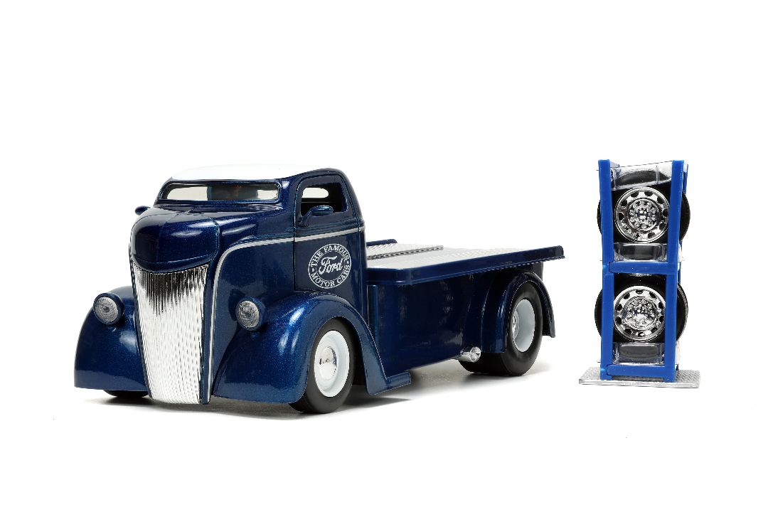 Jada 1/24 "Just Trucks" with Rack -1947 Ford COE Flatbed - Click Image to Close