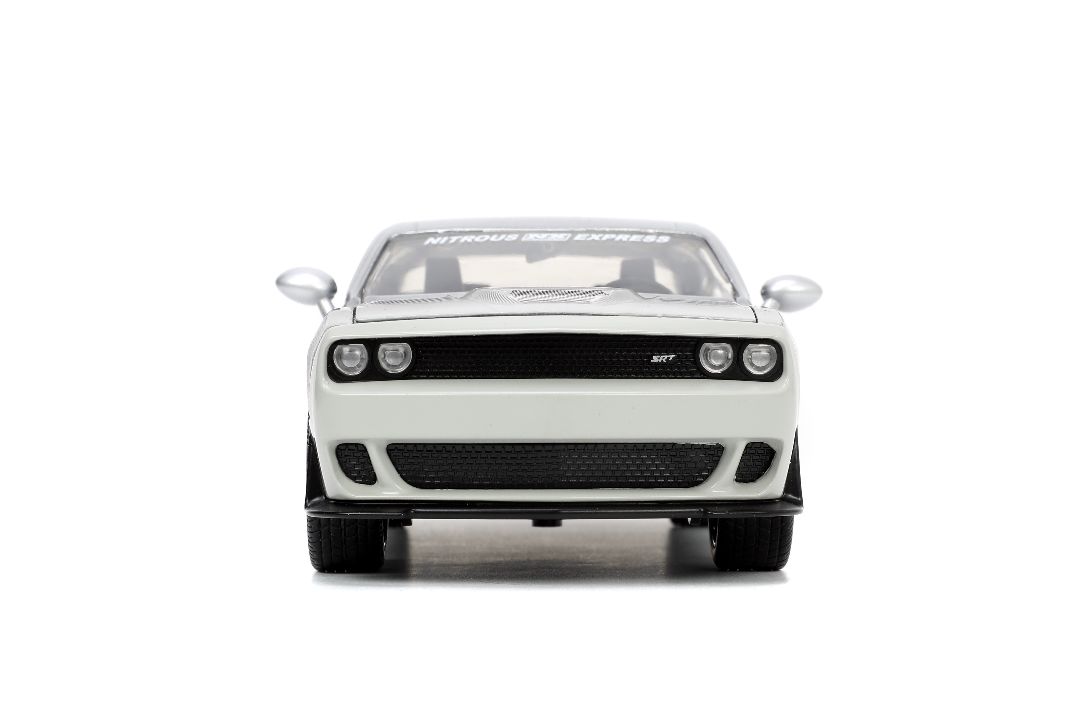 Jada 1/24 "BIGTIME Muscle" 2015 Dodge Challenger SRT Hellcat