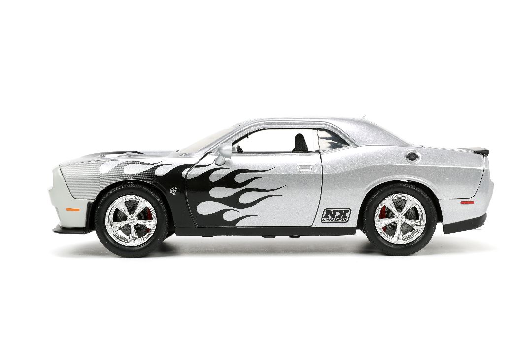 Jada 1/24 "BIGTIME Muscle" 2015 Dodge Challenger SRT Hellcat - Click Image to Close