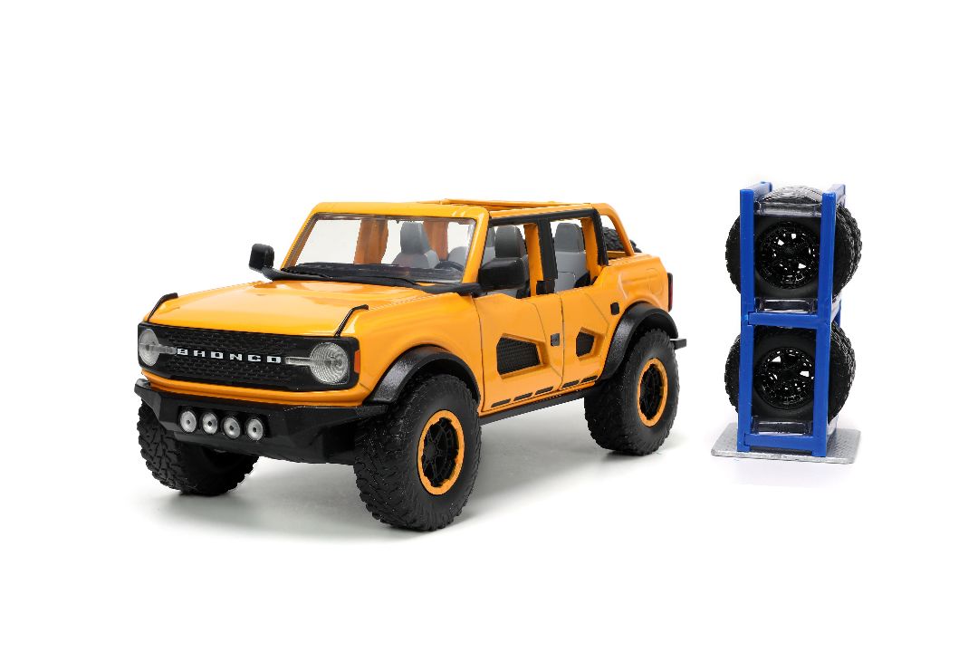 Jada 1/24 "Just Trucks" with Rack2021 Ford Bronco - Click Image to Close