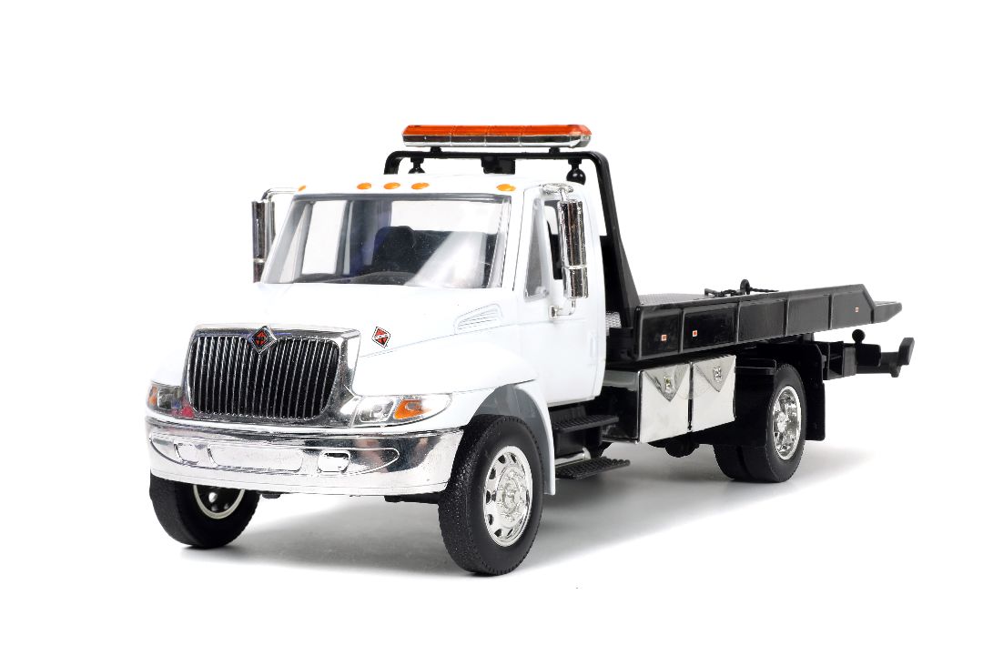 Jada 1/24 International Flat Bed Tow Truck - Glossy White