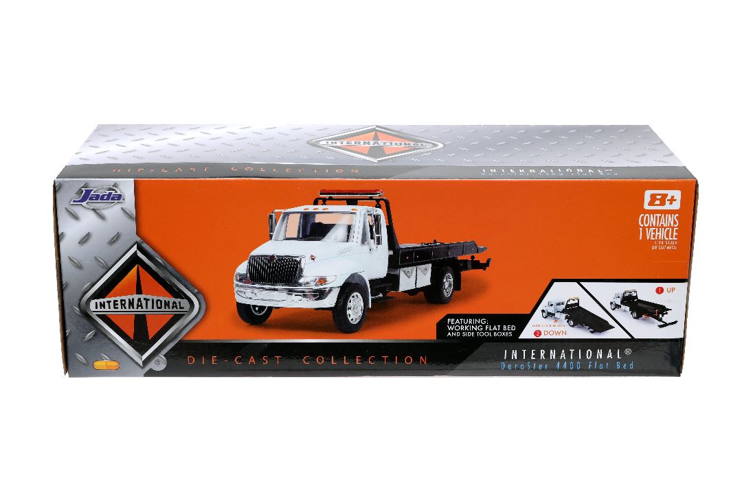 Jada 1/24 International Flat Bed Truck - Glossy White - Click Image to Close