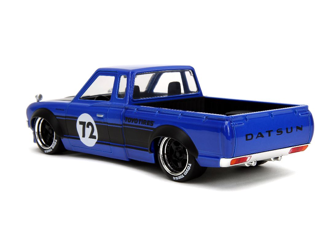 Jada 1/24 "Just Trucks" w/Rack 1972 Datsun 620 Pickup-Glossy Blu