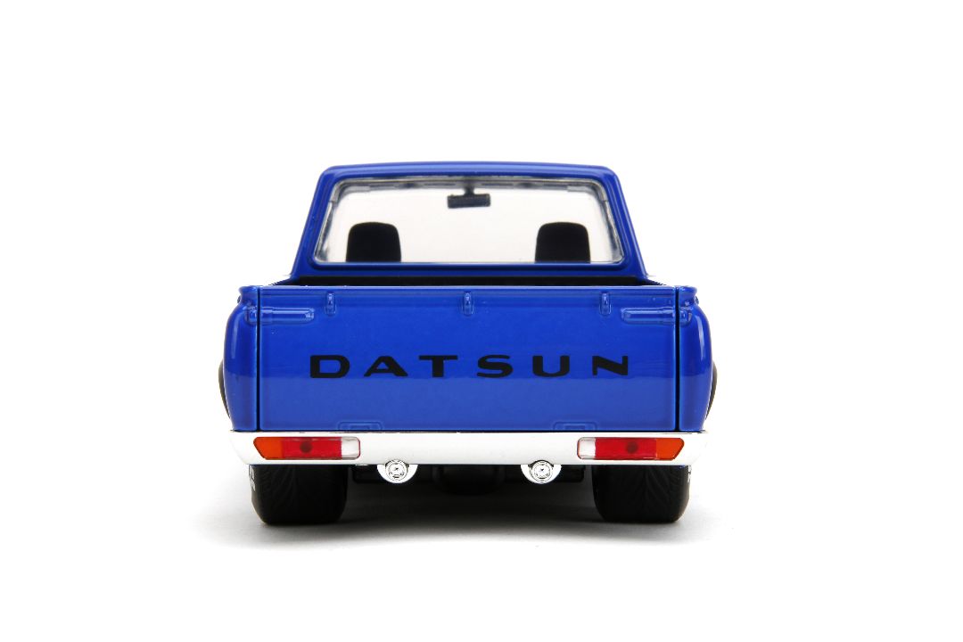 Jada 1/24 "Just Trucks" w/Rack 1972 Datsun 620 Pickup-Glossy Blu - Click Image to Close