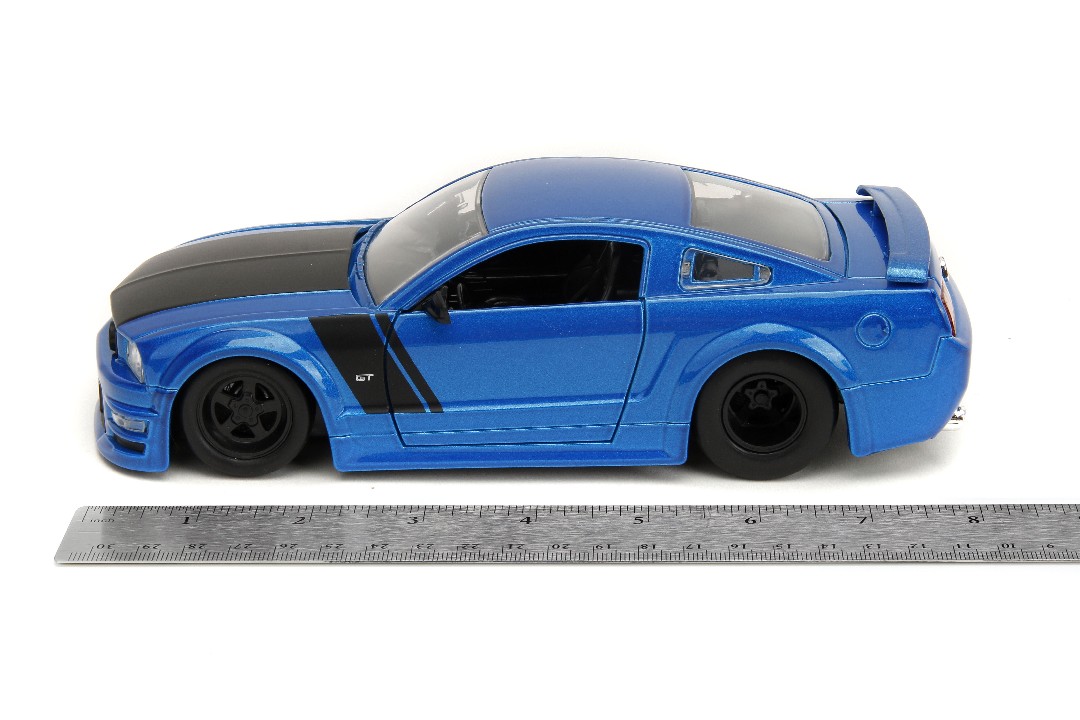 Jada 1/24 "BIGTIME Muscle" 2006 Ford Mustang GT - Click Image to Close