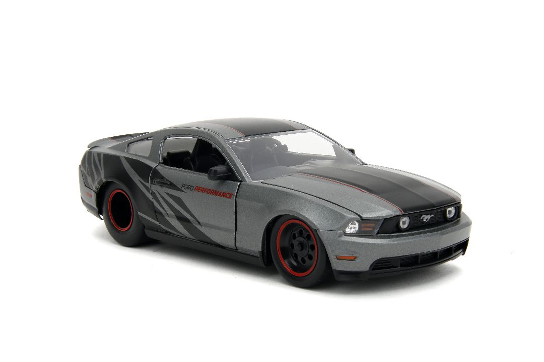 Jada 1/24 "BIGTIME Muscle" 2010 Ford Mustang GT