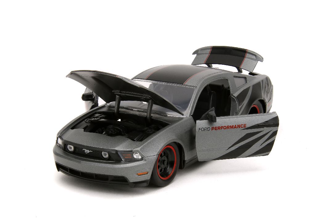 Jada 1/24 "BIGTIME Muscle" 2010 Ford Mustang GT - Click Image to Close