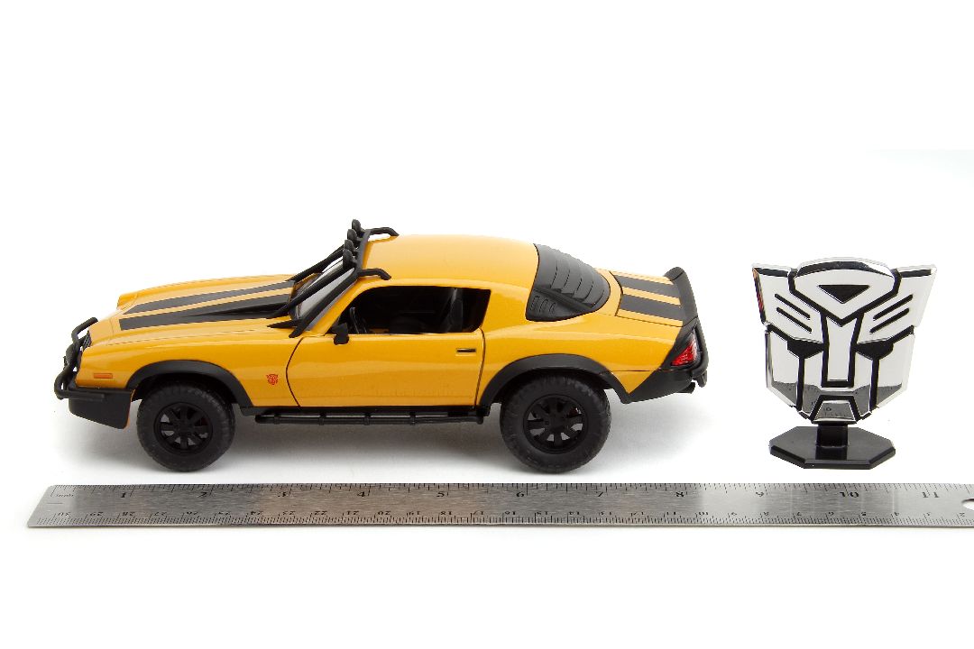 Jada 1/24 "Hollywood Rides" Transformers 7 1977 Camaro Bumblebee