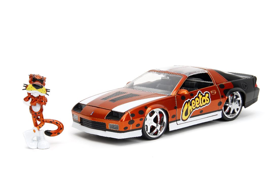 Jada 1/24 "Hollywood Rides" Cheetos 1985 Chevy Camaro w/Chester - Click Image to Close