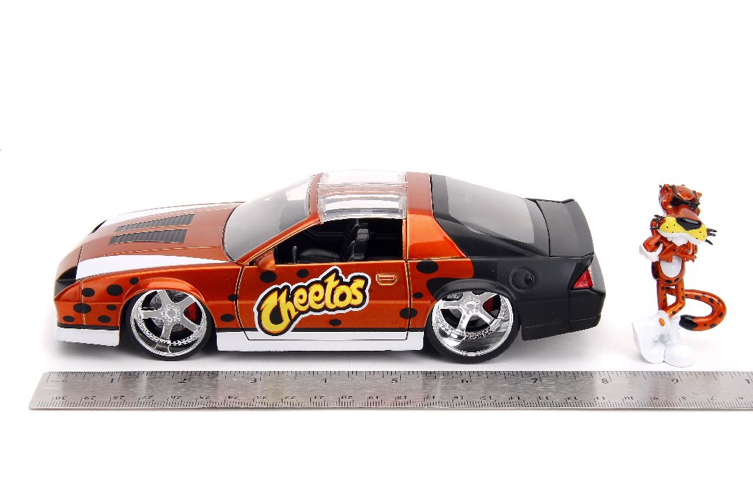 Jada 1/24 "Hollywood Rides" Cheetos 1985 Chevy Camaro w/Chester - Click Image to Close