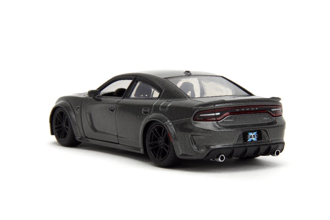 Jada 1/32 "Fast & Furious" Dom's 2021 Dodge Charger SRT Hellcat - Click Image to Close