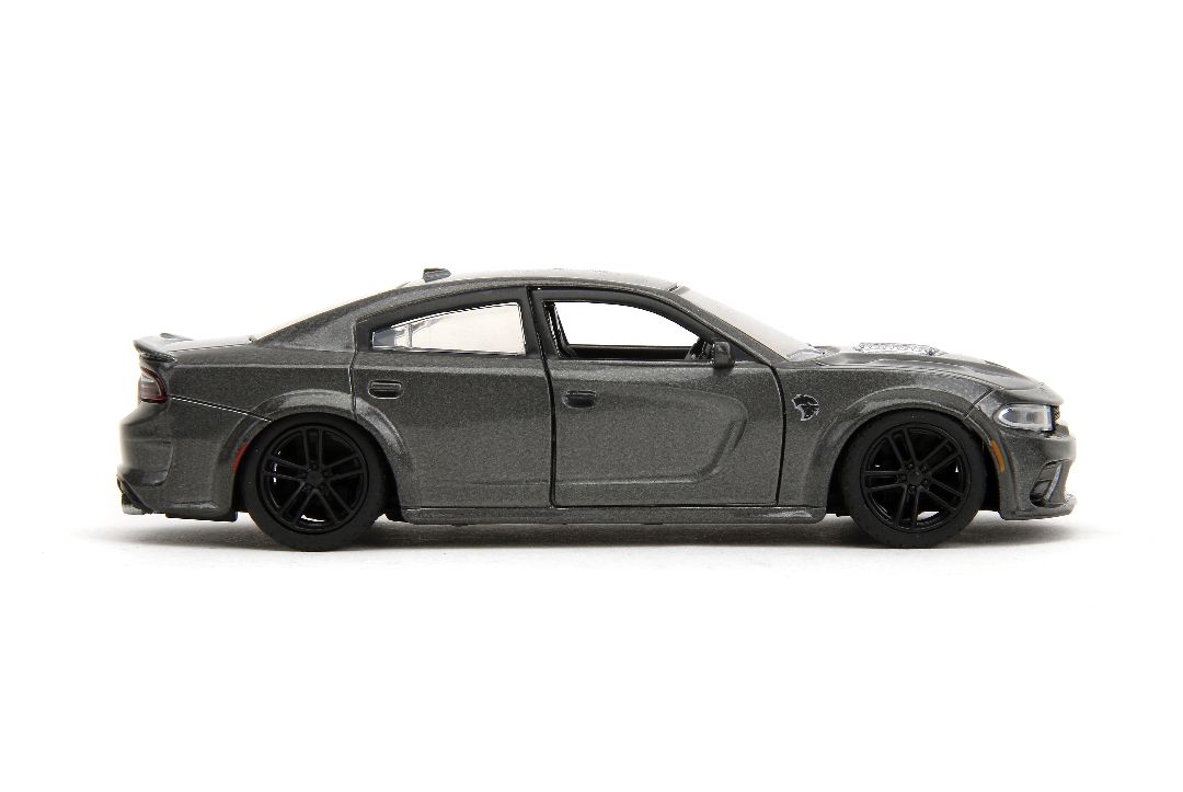 Jada 1/32 "Fast & Furious" Dom's 2021 Dodge Charger SRT Hellcat