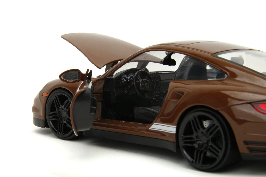 Jada 1/24 "Hollywood Rides" 2007 Porsche 911 Turbo w/Brown M&Ms