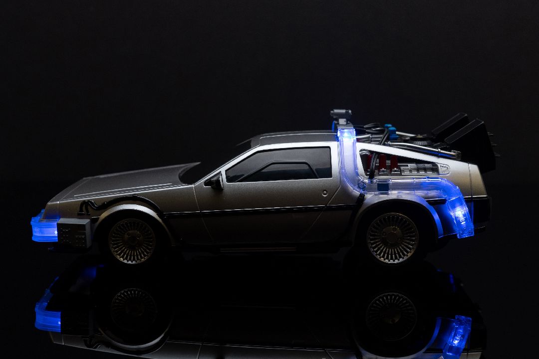 Jada 1/16 "Hollywood Rides" R/C Back to the Future Time Machine